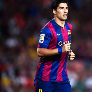 kaiyun中国-关键先生，库里与FPX—不同赛场，同样的领袖心跳，篮球场与电竞舞台，库里的精准与FPX的战术，共同的领袖之心